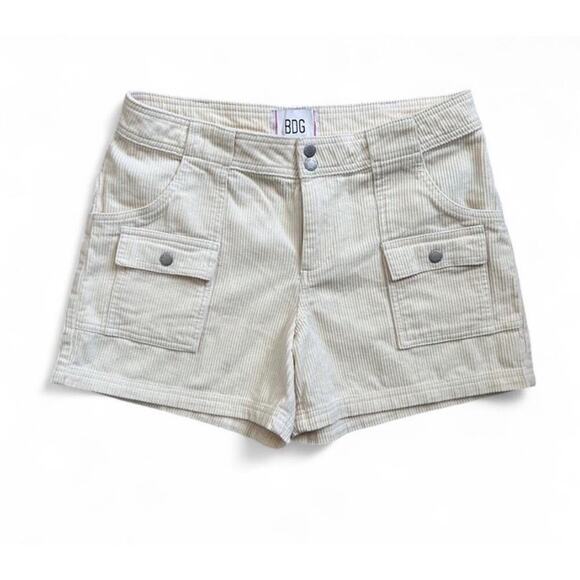 BDG Pants - Urban Outfitters BDG Tan Cream Beige Corduroy Cotton Cargo Shorts Women’s Size 4
